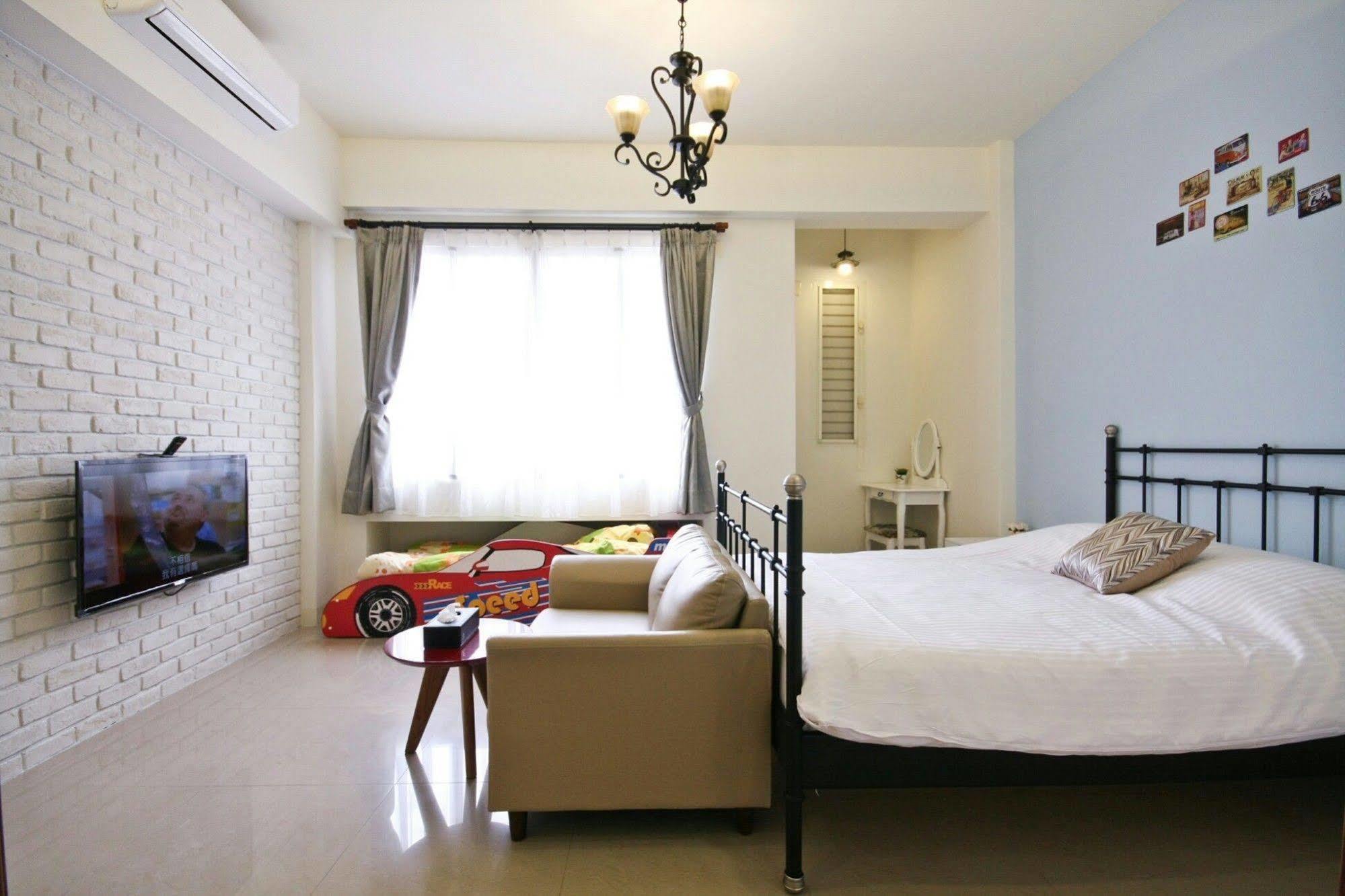 Q House Hotell Nantou Exteriör bild